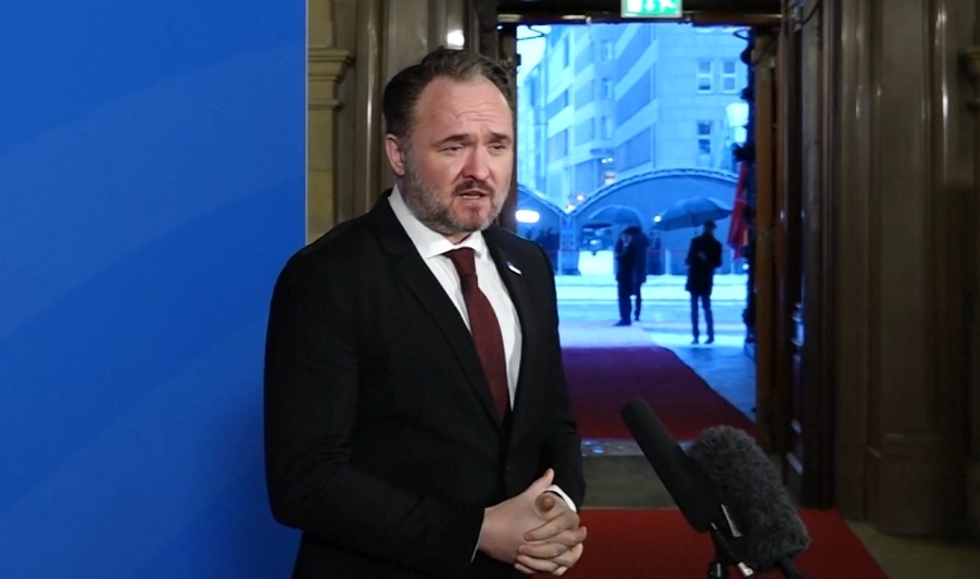 Comisia Europeană propune amânarea aplicării normelor privind emisiile de metan pentru importatori