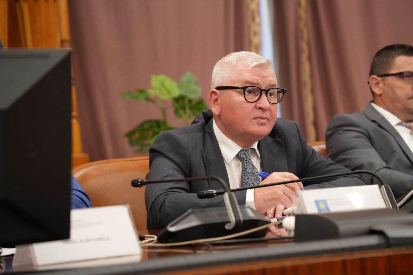 Camera Deputaților aprobă prelungirea termenelor pentru programele de dezvoltare locală și Anghel Saligny