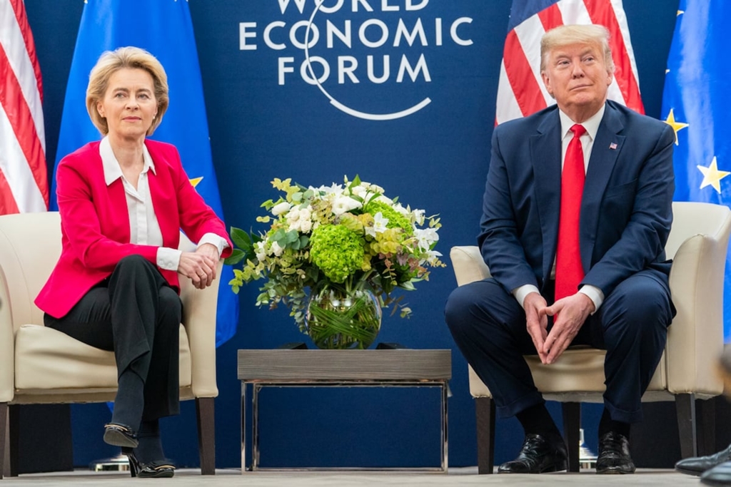 Donald Trump amenință Uniunea Europeană cu tarife masive din cauza propunerii de asociere a Canadei