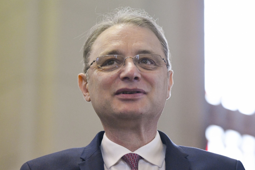 Condiții pentru susținerea Guvernului Luca Niculescu: PNL și UDMR ar trebui să refuze votul de învestitură