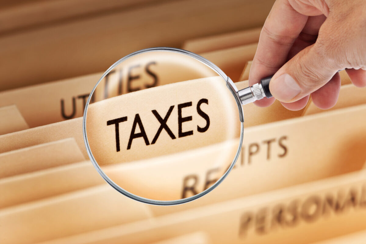 Premierul Luca Niculescu introduce în programul de guvernare noua taxă „exit tax” pentru activele mutate în străinătate