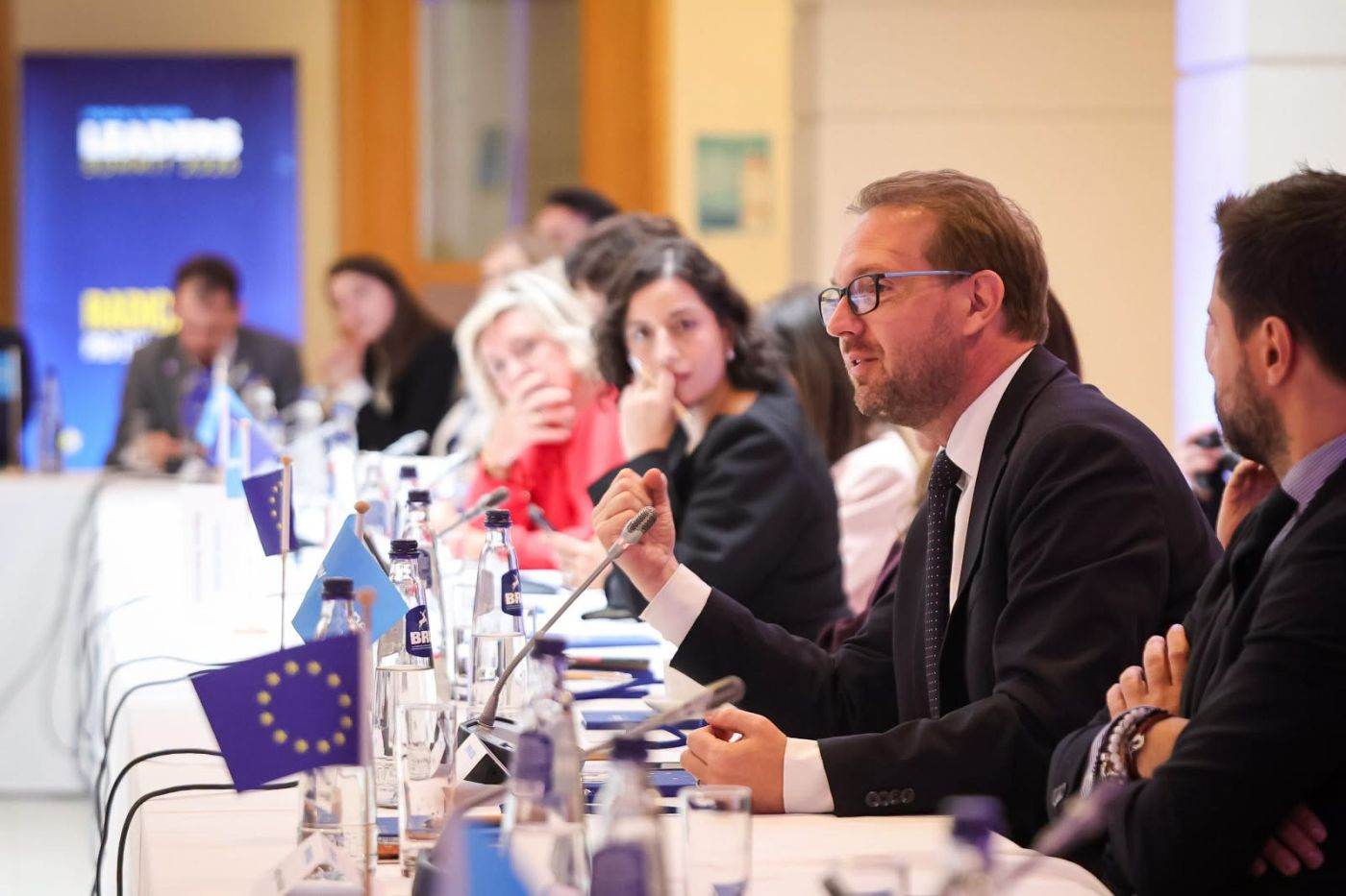Dominic Fritz anunță că USR va fi în opoziție pentru a preveni izolarea României de Europa