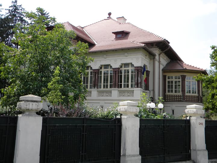 Sediul partidului lui Dan Voiculescu de lângă Arcul de Triumf va deveni muzeu