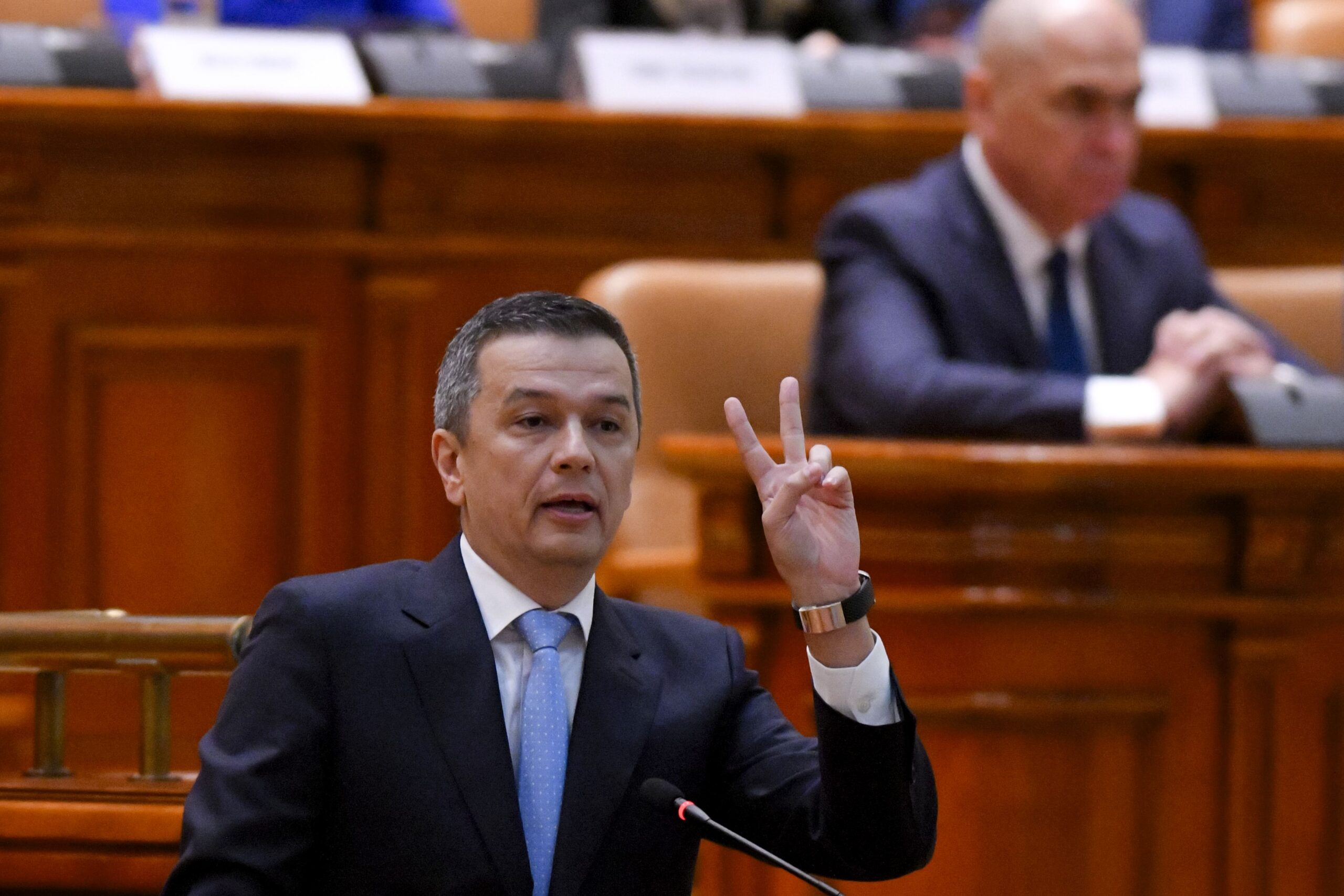 PSD justifică noul program de guvernare al lui Luca Niculescu în contextul listării companiilor de stat