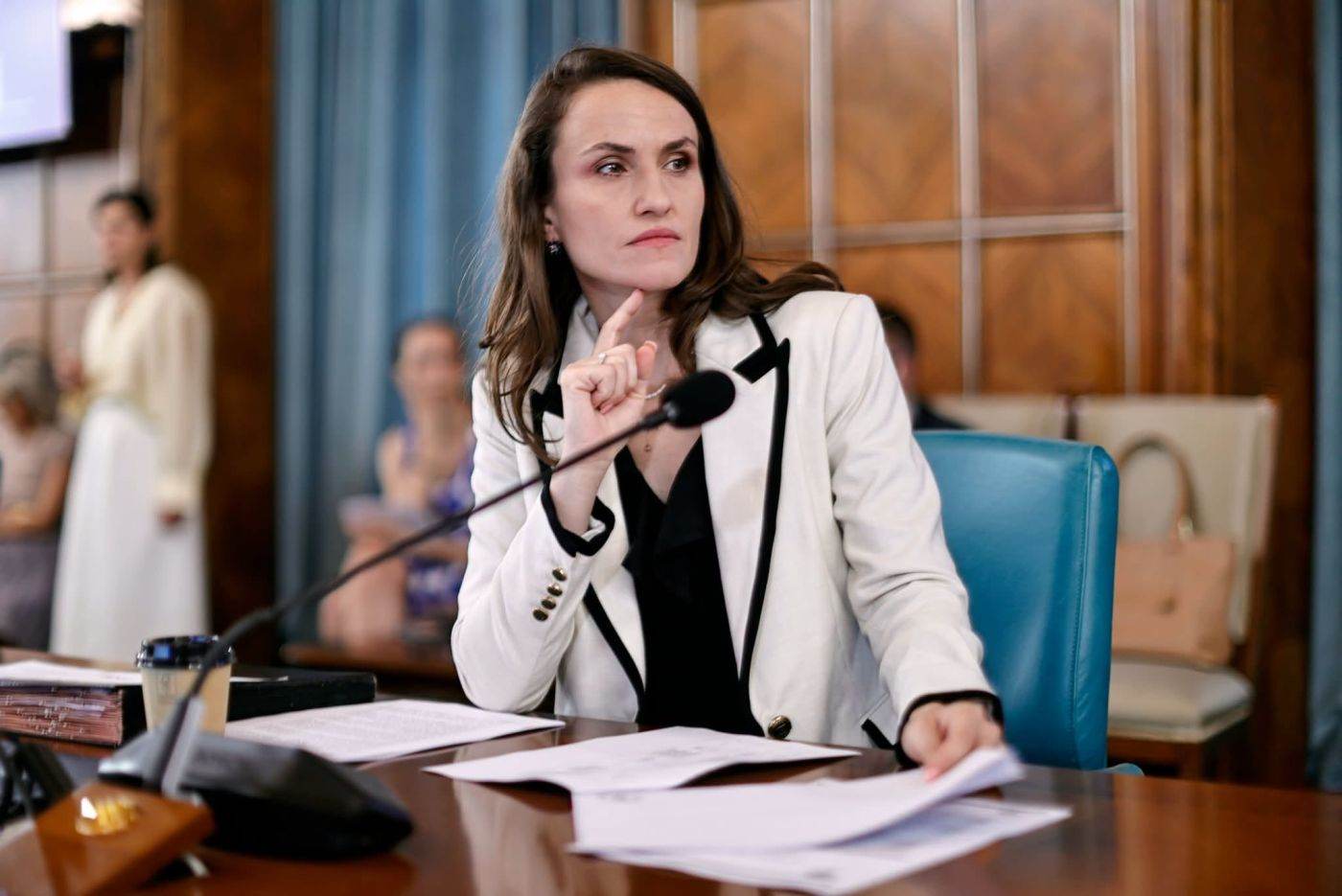 Oana Țoiu avertizează: Marea Neagră a devenit o zonă extrem de periculoasă pentru navigatori