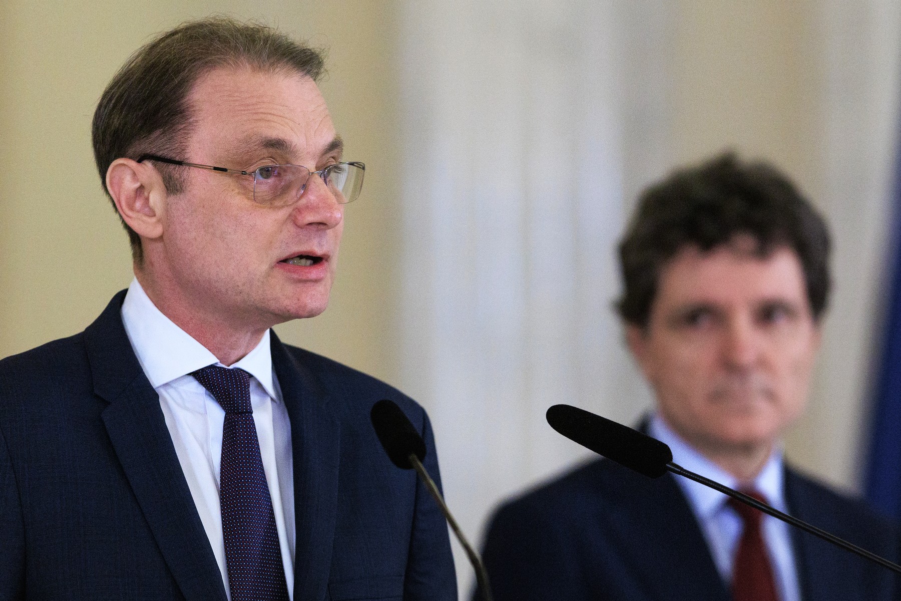 Nicușor Dan estimează că Guvernul Luca Niculescu are șanse mari de investitură în Parlament