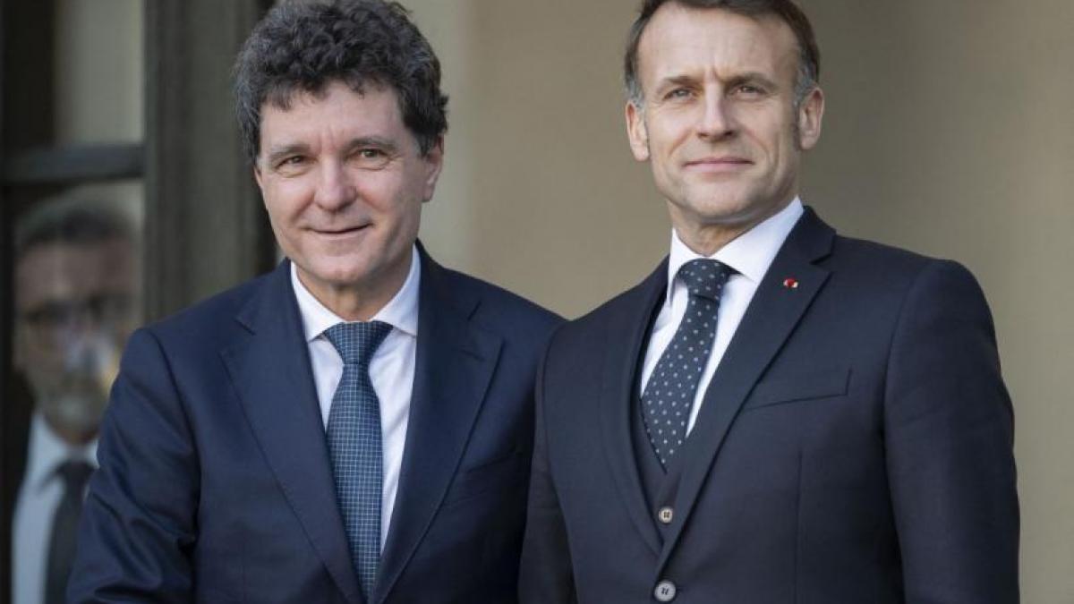 Nicușor Dan s-a întâlnit cu Emmanuel Macron: discuții despre securitatea în Marea Neagră și candidatura la OIF