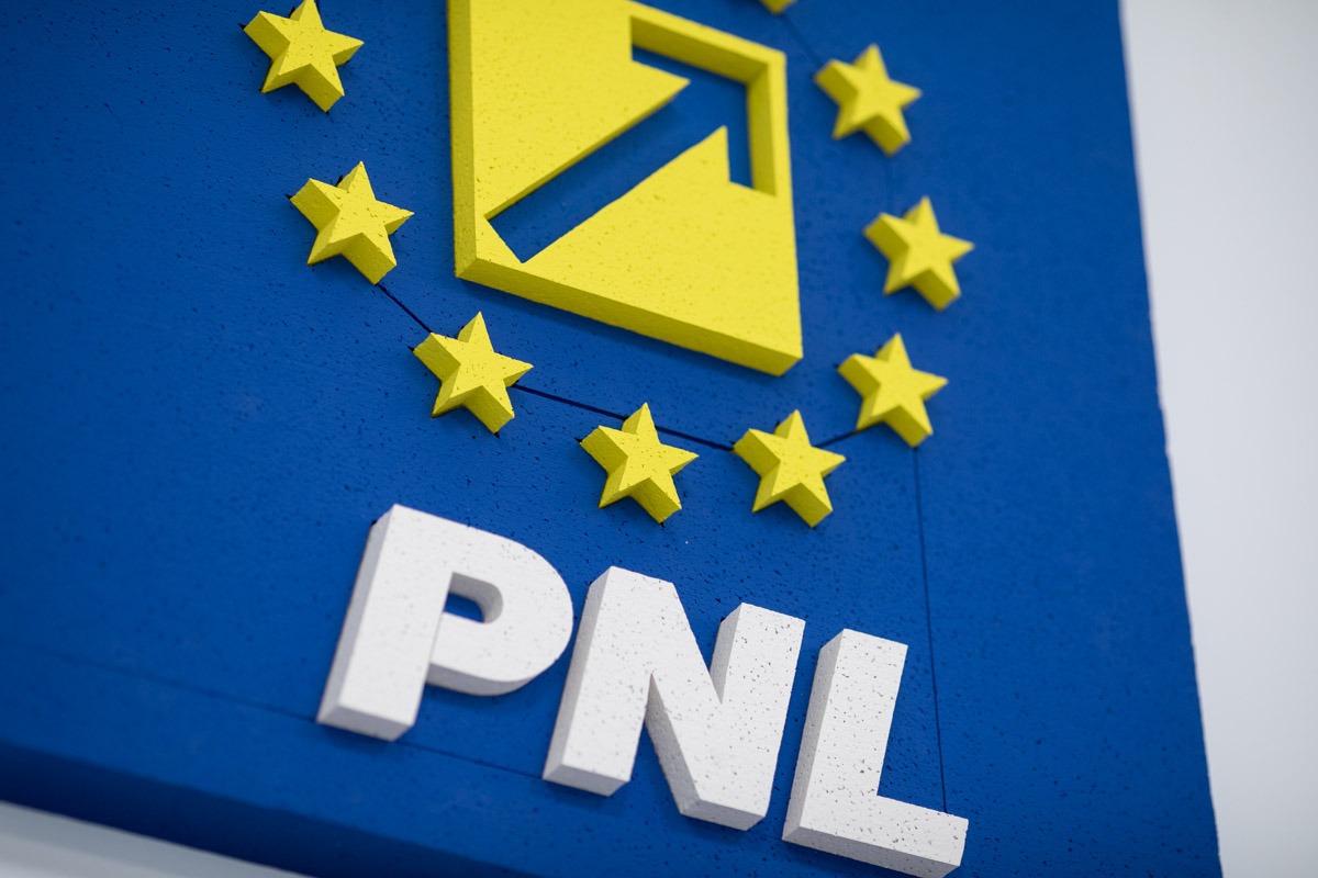 Decizia PNL de a intra în opoziție: toți demnitarii susținuți de partid își vor depune demisiile
