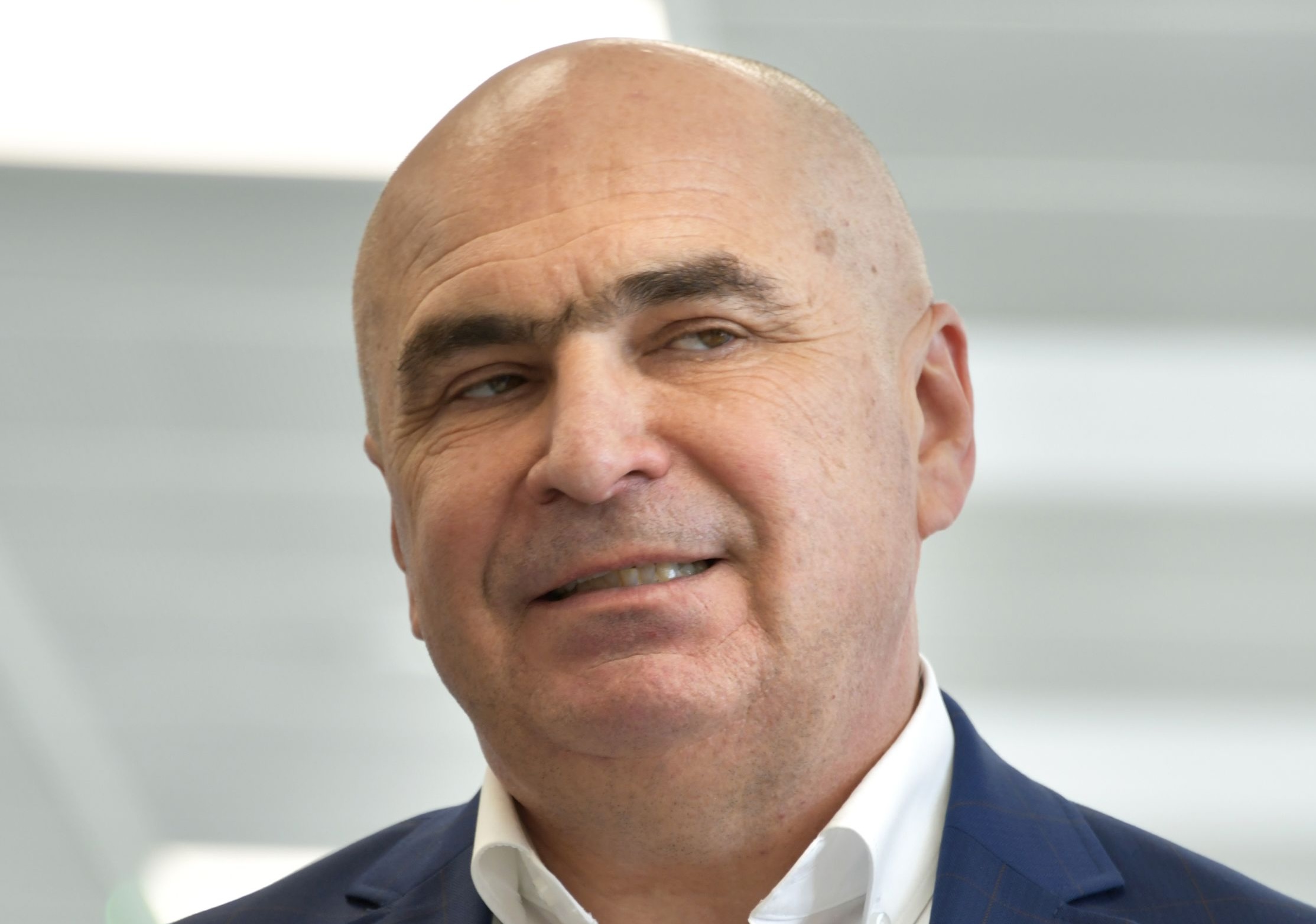 Controversă în cadrul PNL după anunțul privind votul pentru Guvernul Luca Niculescu