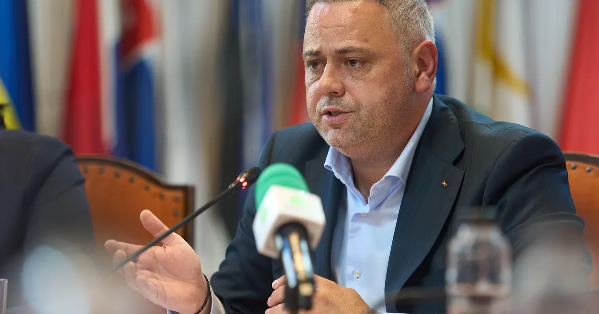 Audieri parlamentare pentru Cabinetul Niculescu: Tensiuni în PNL și opoziție în Parlament