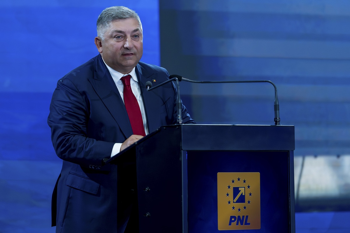 Conflict în PNL: Alin Tișe cere demisia lui Ilie Bolojan în urma deciziei de a intra în opoziție