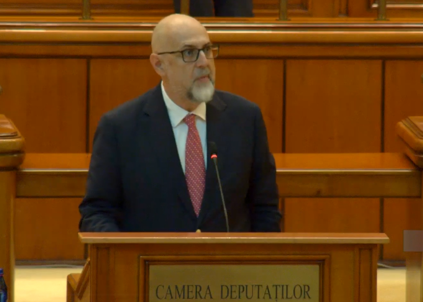 Kelemen Hunor propune evitarea alegerilor anticipate și avertizează asupra dificultăților din 2027
