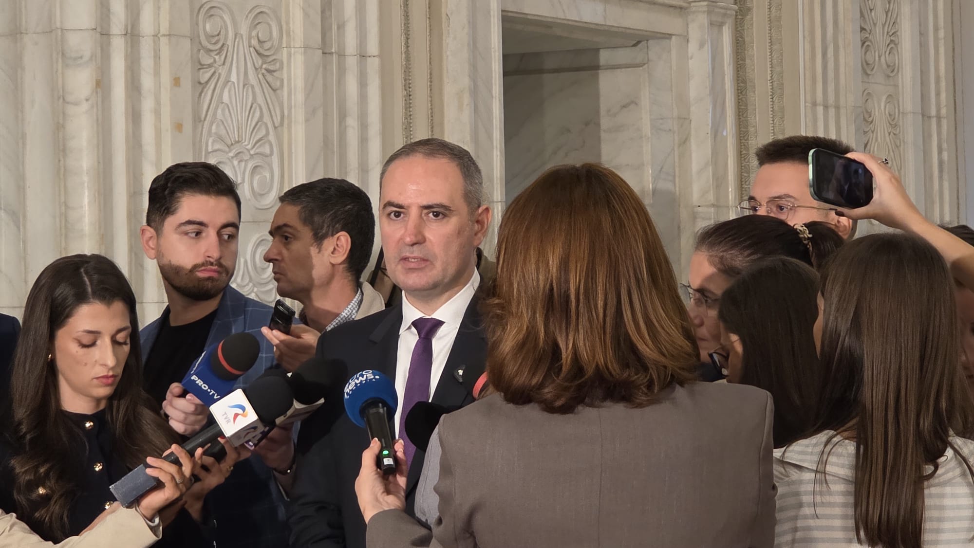 Alexandru Nazare: Impozitarea proprietăților la valoarea de piață nu va fi introdusă în 2027