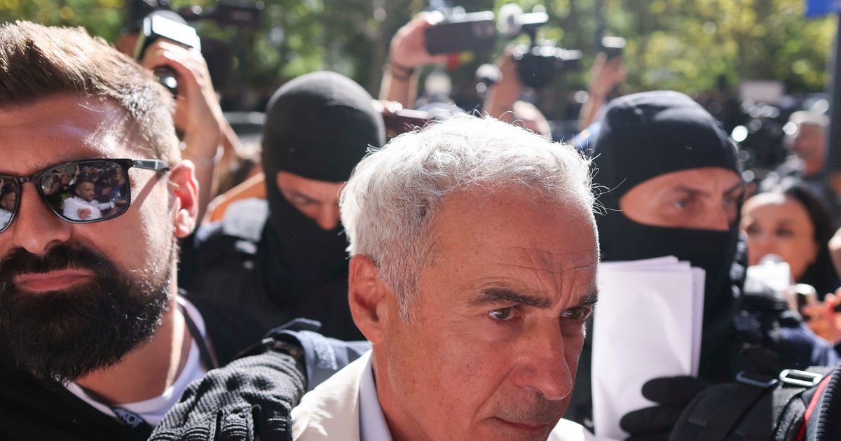 Călin Georgescu rămâne în arest preventiv. Se așteaptă decizia Curții de Apel București