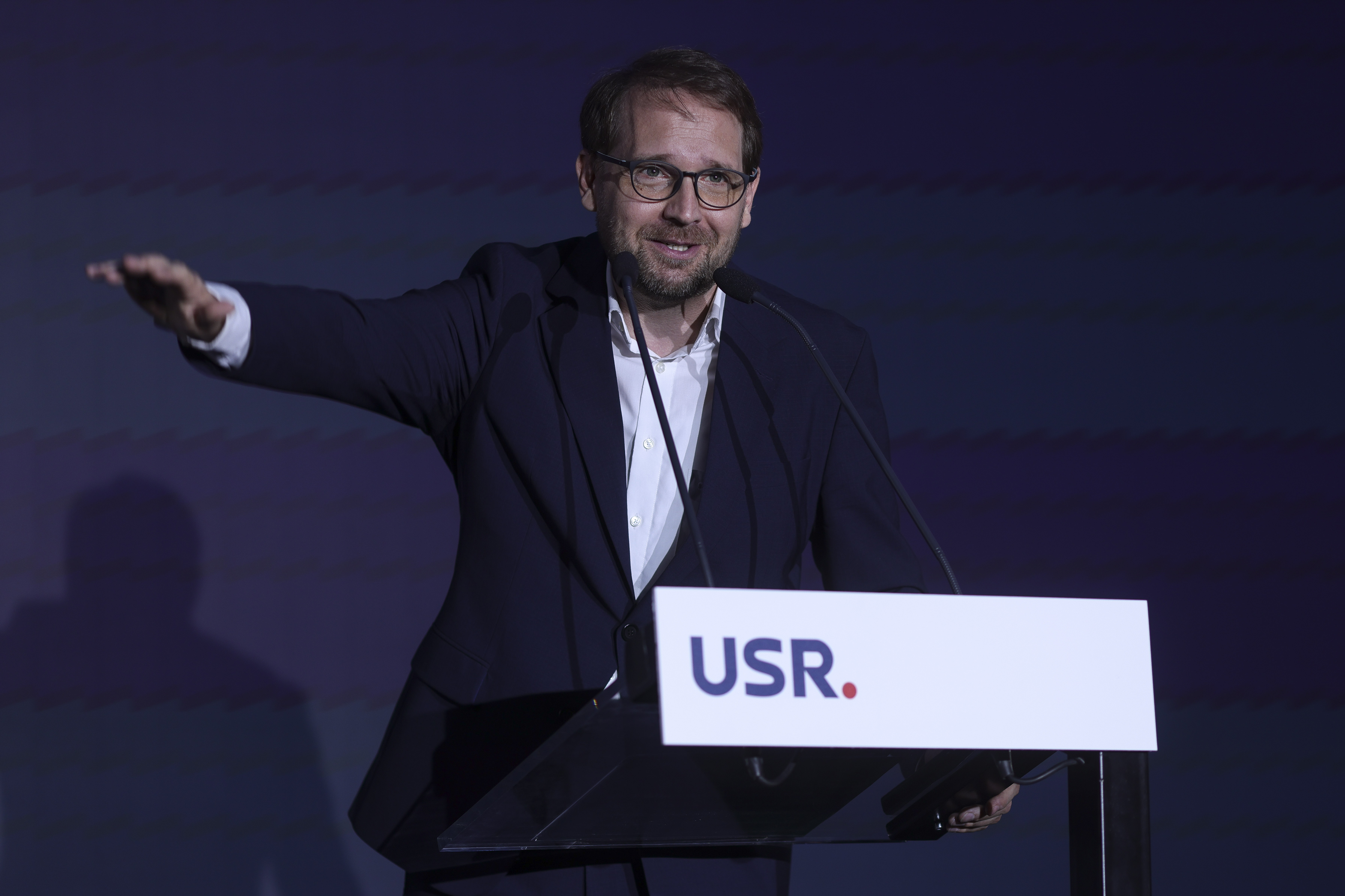 Dominic Fritz acuză un blat între PSD și AUR în cadrul audierilor miniștrilor