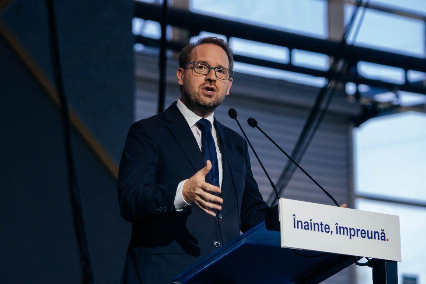 Dominic Fritz acuză PSD și AUR de colaborare în procesul de audiere a miniștrilor