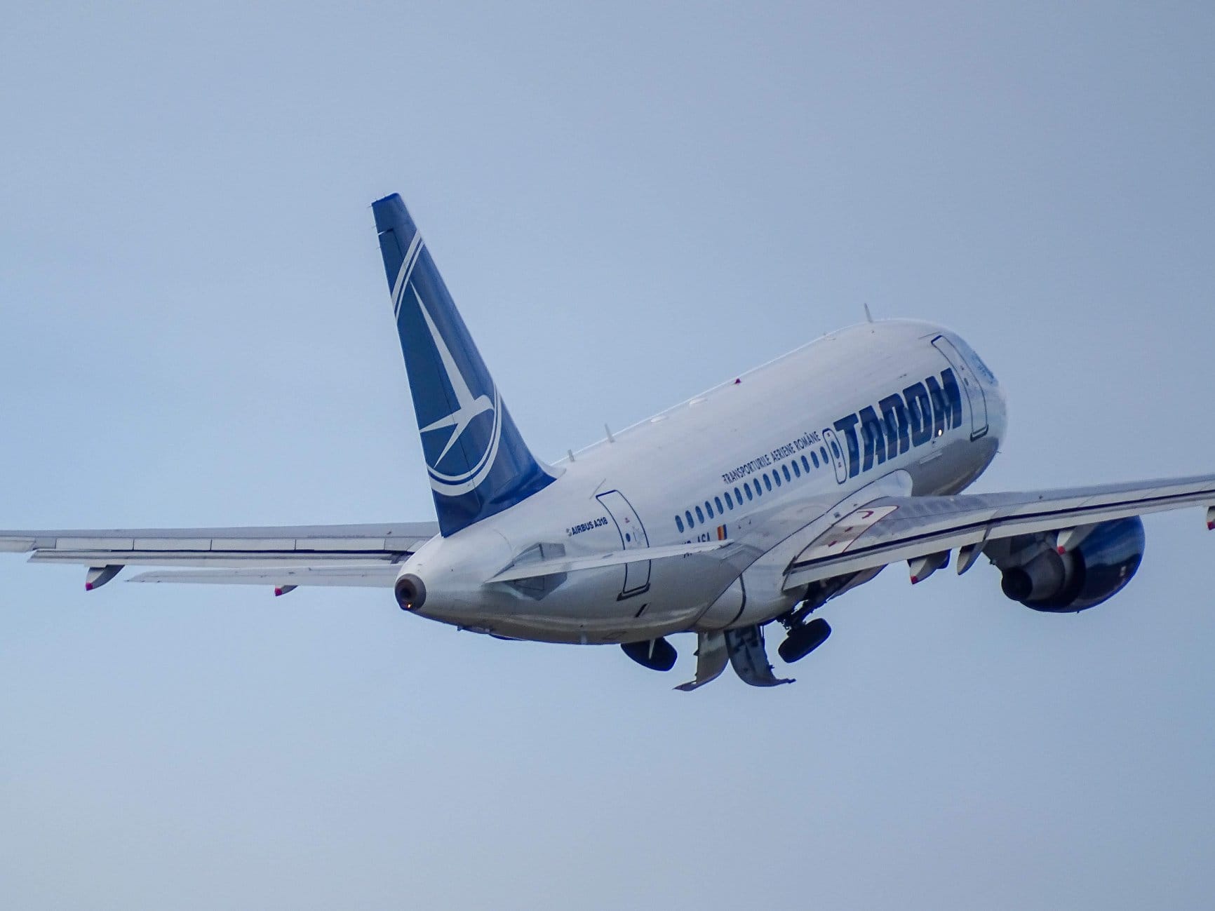 Viitorul ministru al Transporturilor asigură că TAROM nu va fi închis și va rămâne un brand românesc