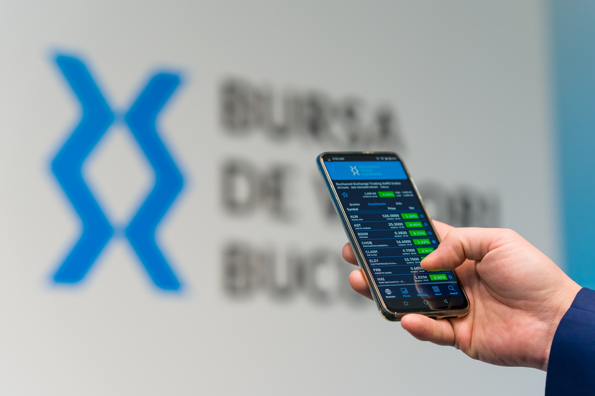 Bursa de Valori București înregistrează creșteri masive pe fondul speranței de formare a unui guvern funcțional