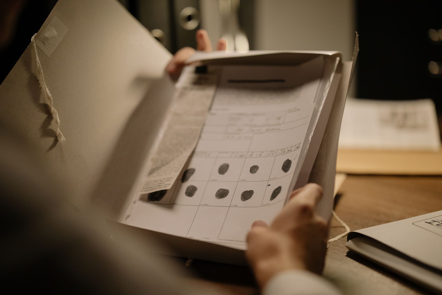 Ancheta DIICOT privind pensiile majorate prin vechime fictivă: detalii despre cazul lui Ștefan Corneliu