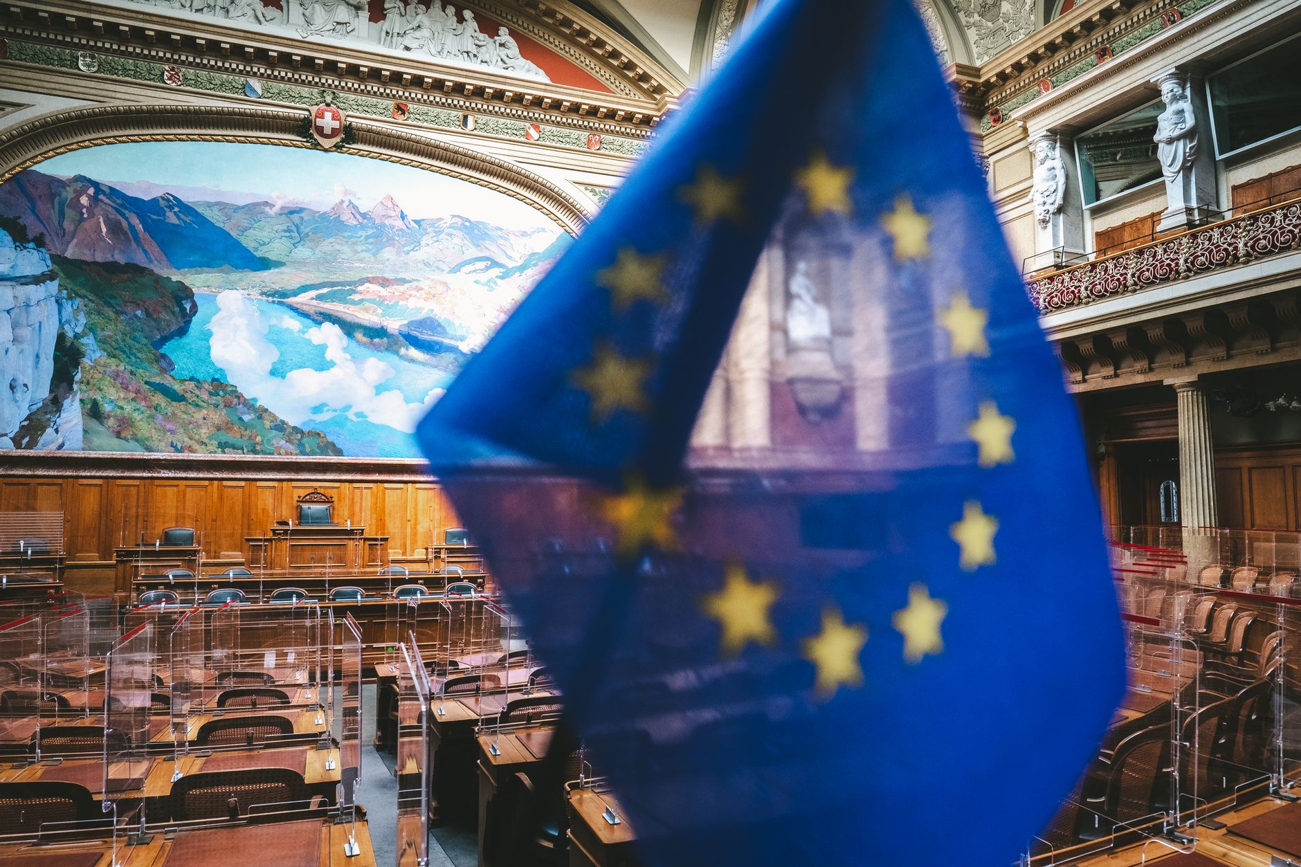 Scandaluri și replici dure la audierile pentru Guvernul Niculescu în Parlament