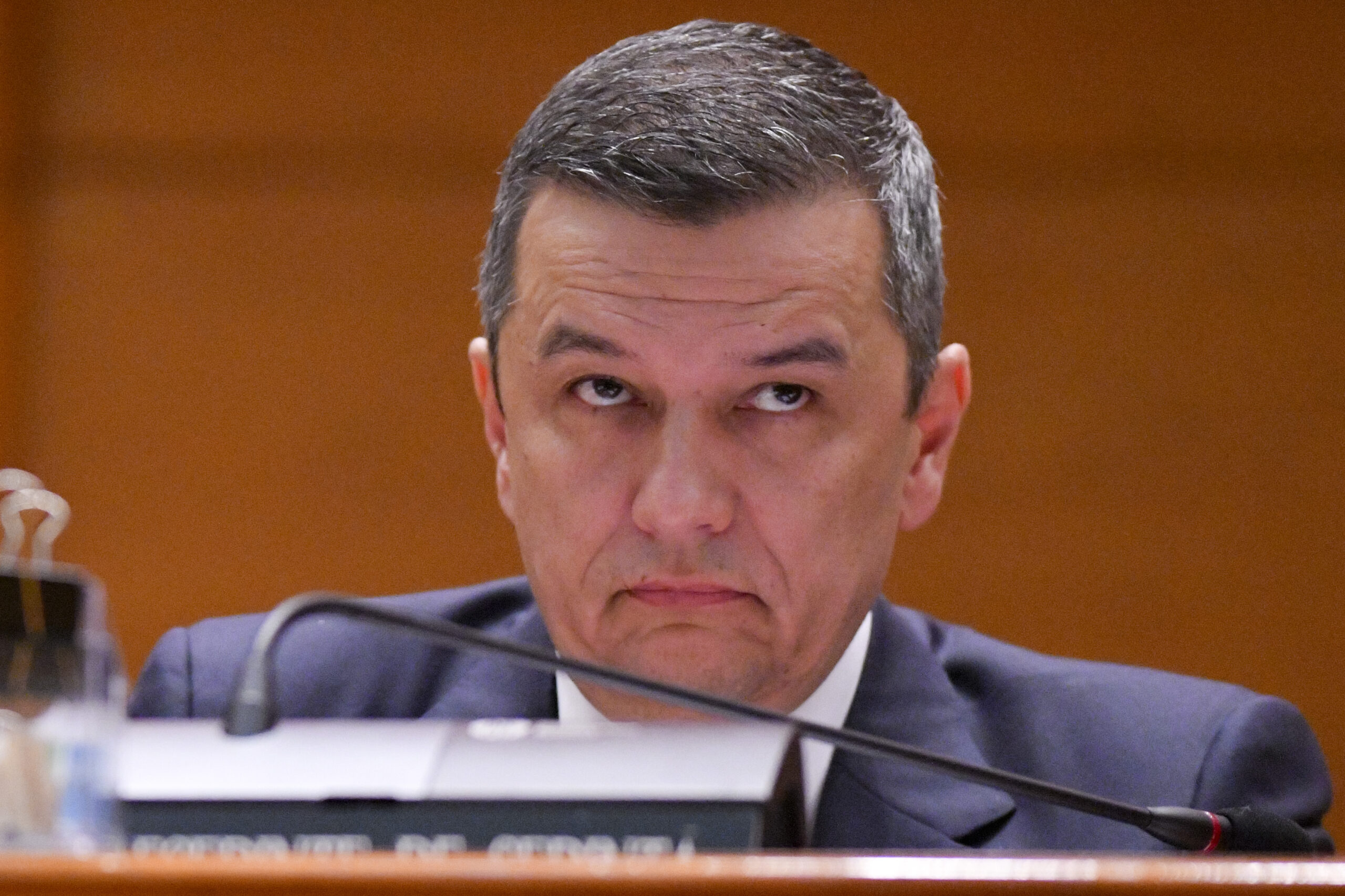 Sorin Grindeanu a atacat USR în Parlament: „Le urez condoleanțe celor care își vor pierde sinecurile”