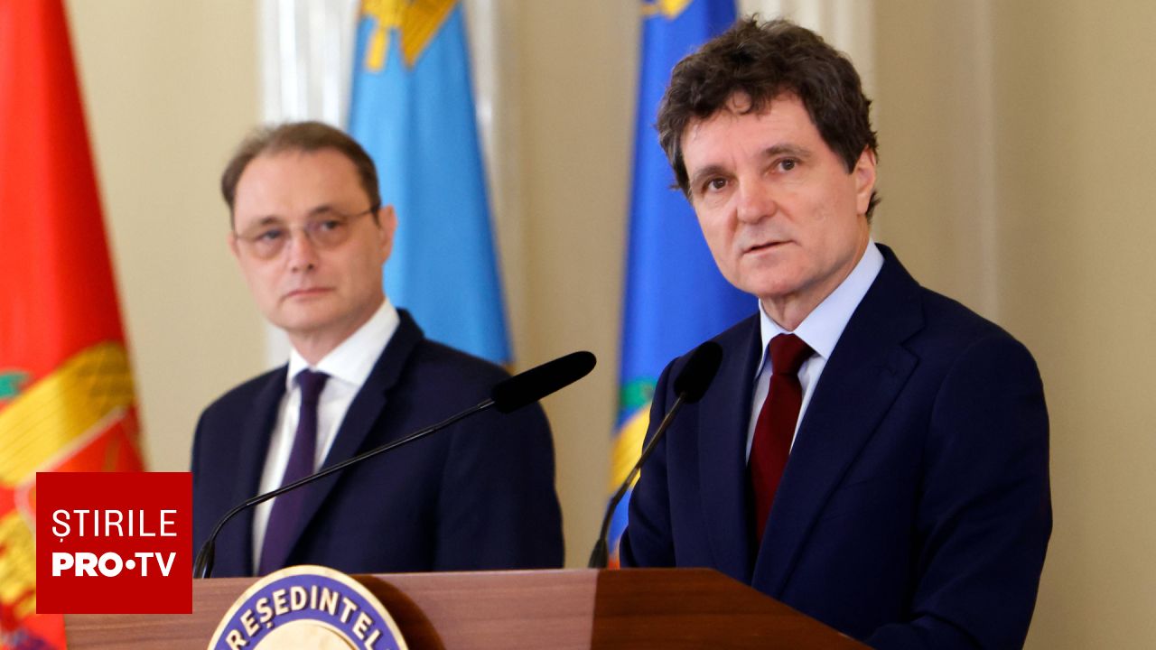 Acordul dintre PSD și PNL oferă o pauză de șase luni în criza politică din România
