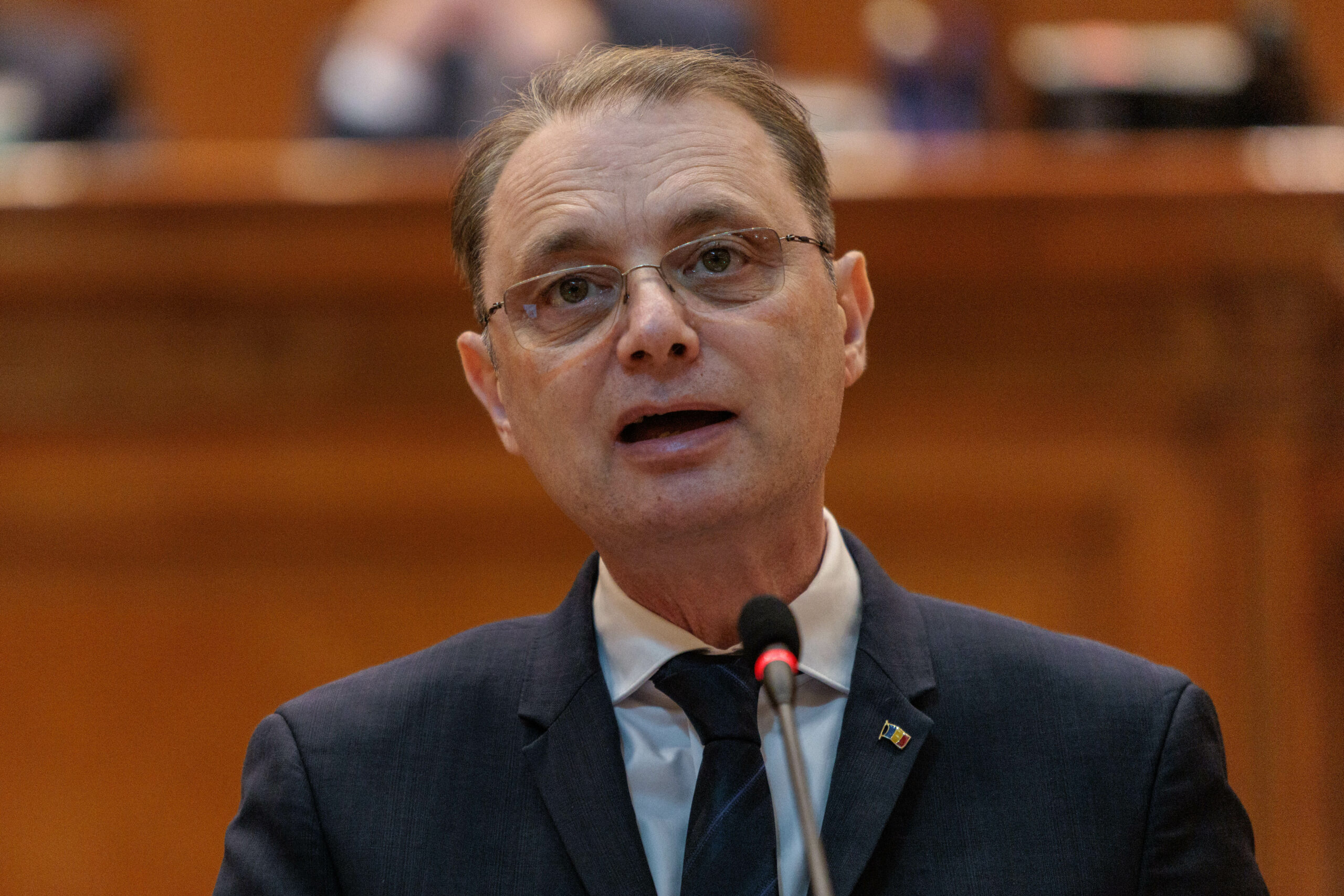 Guvernul Luca Niculescu a adoptat prima Ordonanță de Urgență: reorganizare la SGG și noi funcții de miniștri