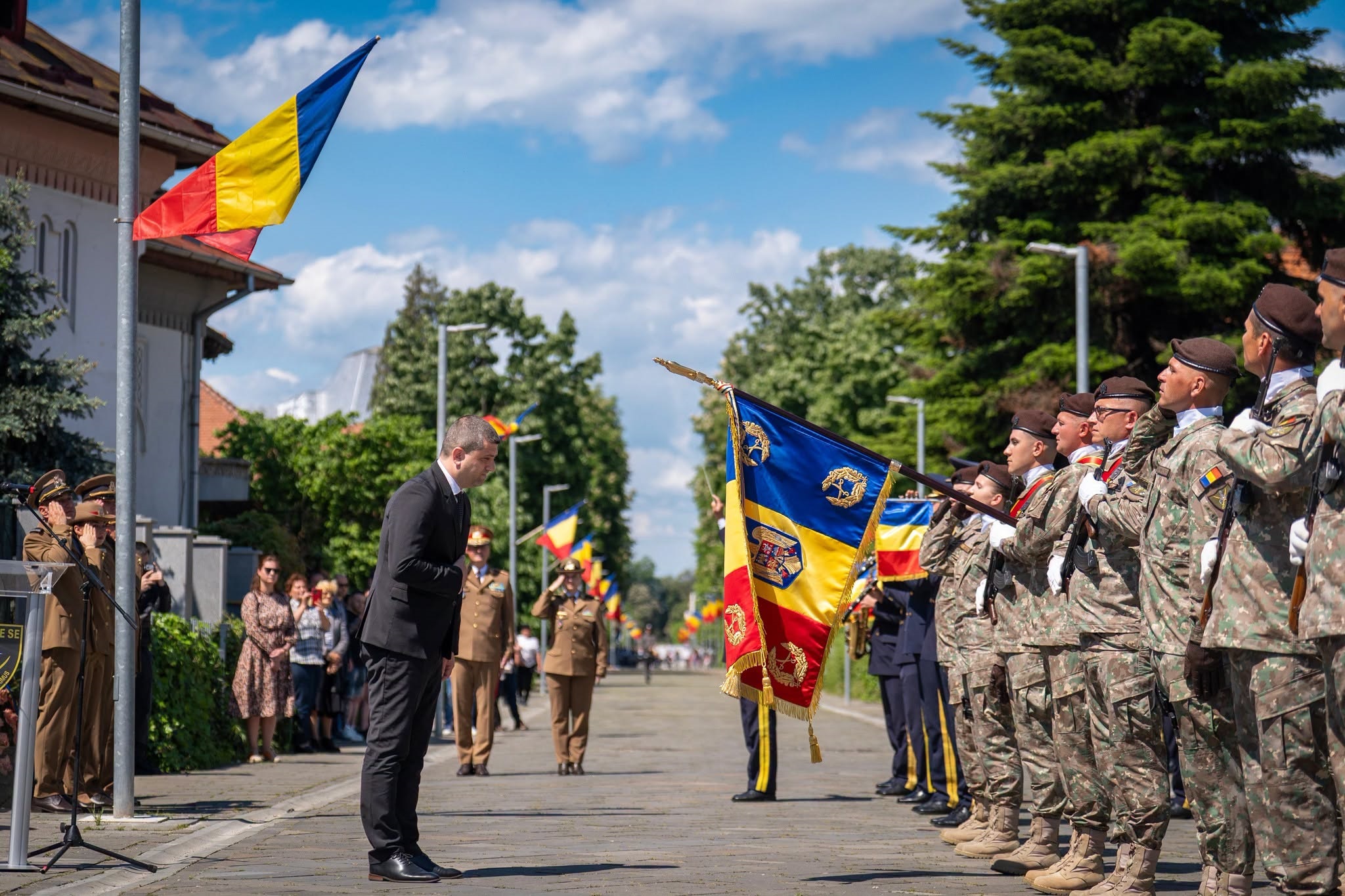 Radu Miruță își încheie mandatul la Ministerul Apărării: critică politicii care folosesc armata în scopuri comerciale