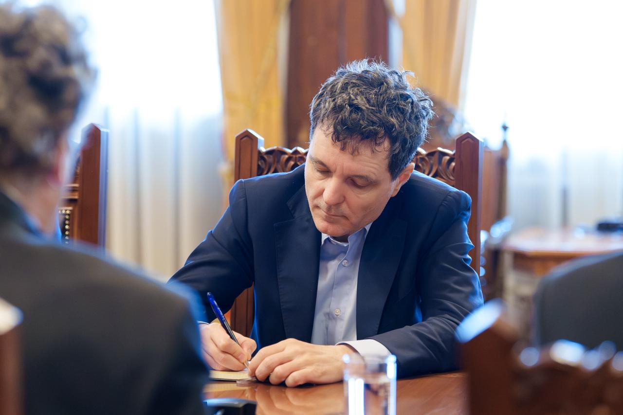 Nicușor Dan solicită coordonarea instituțiilor statului pentru combaterea dezinformării