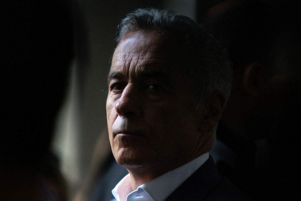 Călin Georgescu este vizat de un nou dosar penal de la DIICOT privind aparatura de interceptare