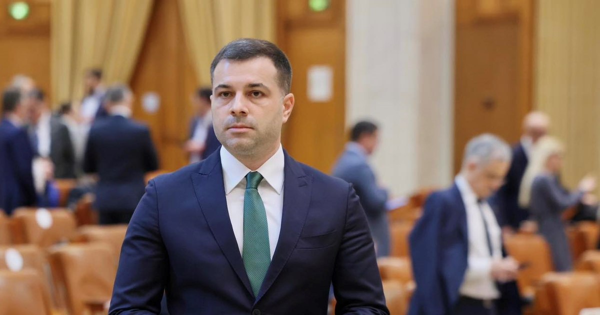 Urgență la Ministerul Transporturilor: peste 1.500 de angajați CFR Marfă nu au primit salariile de patru luni