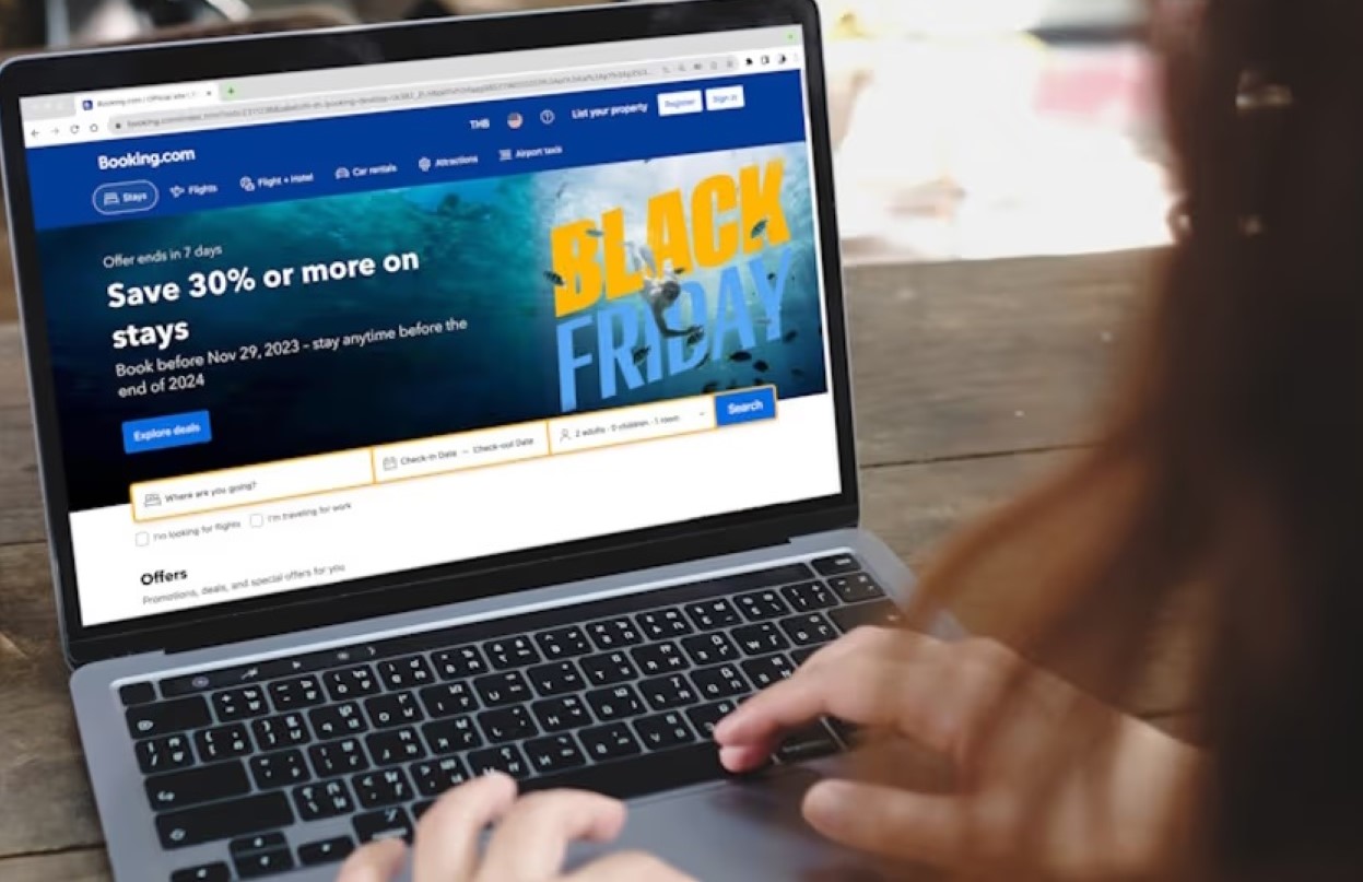 Comisia Europeană investighează Booking.com pentru fraude și reclame mascate