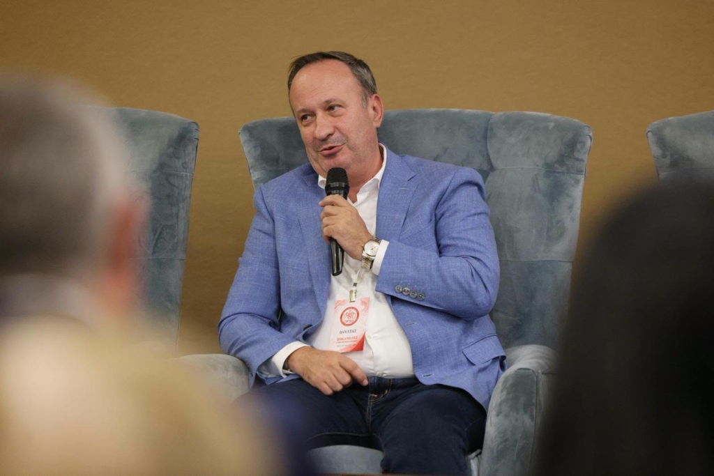 Adrian Câciu atacă PNL și USR: Acuză opoziția de bipolaritate politică și dublă măsură