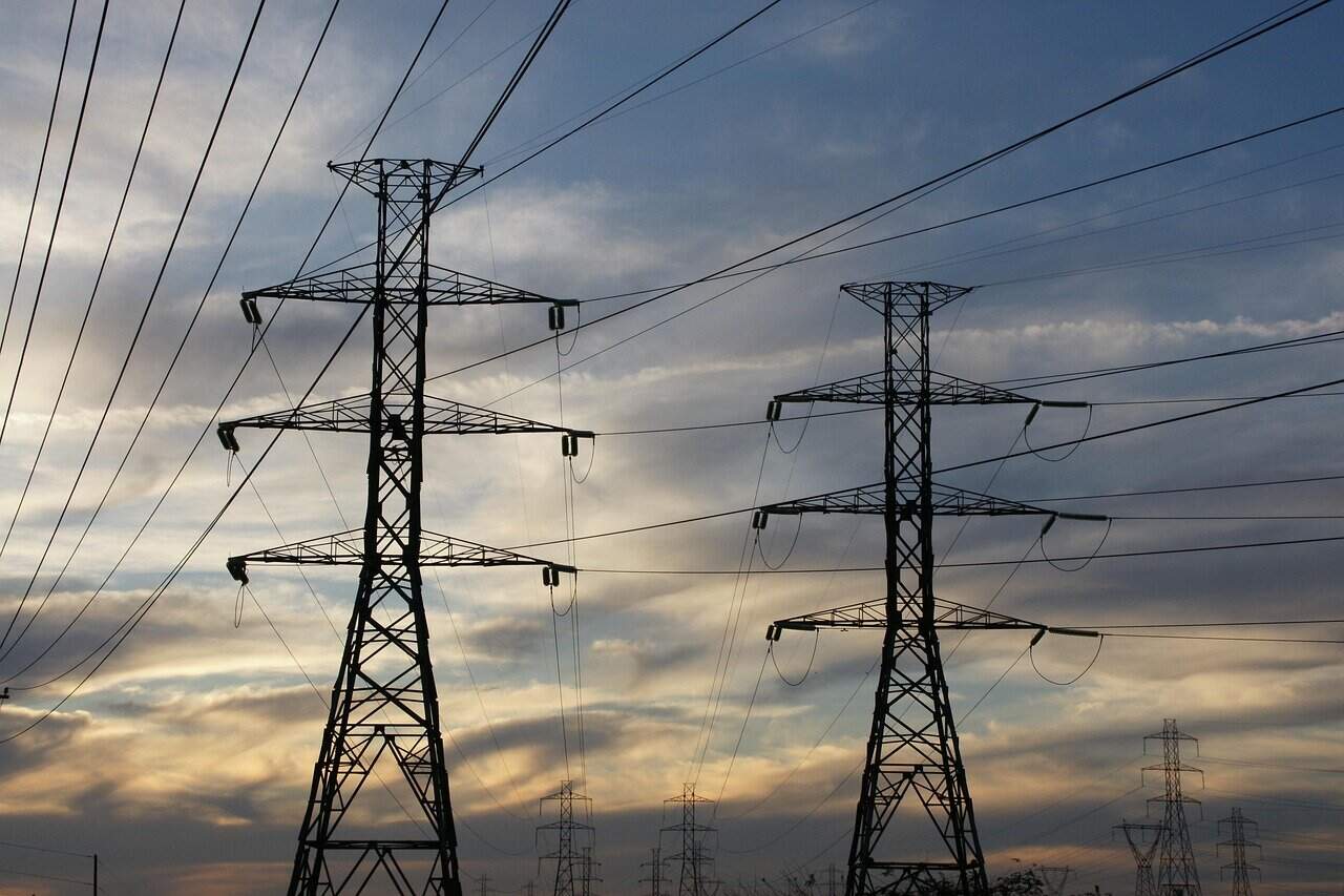 Analiză expert: Programul de guvernare în domeniul energetic depășește durata mandatului actual