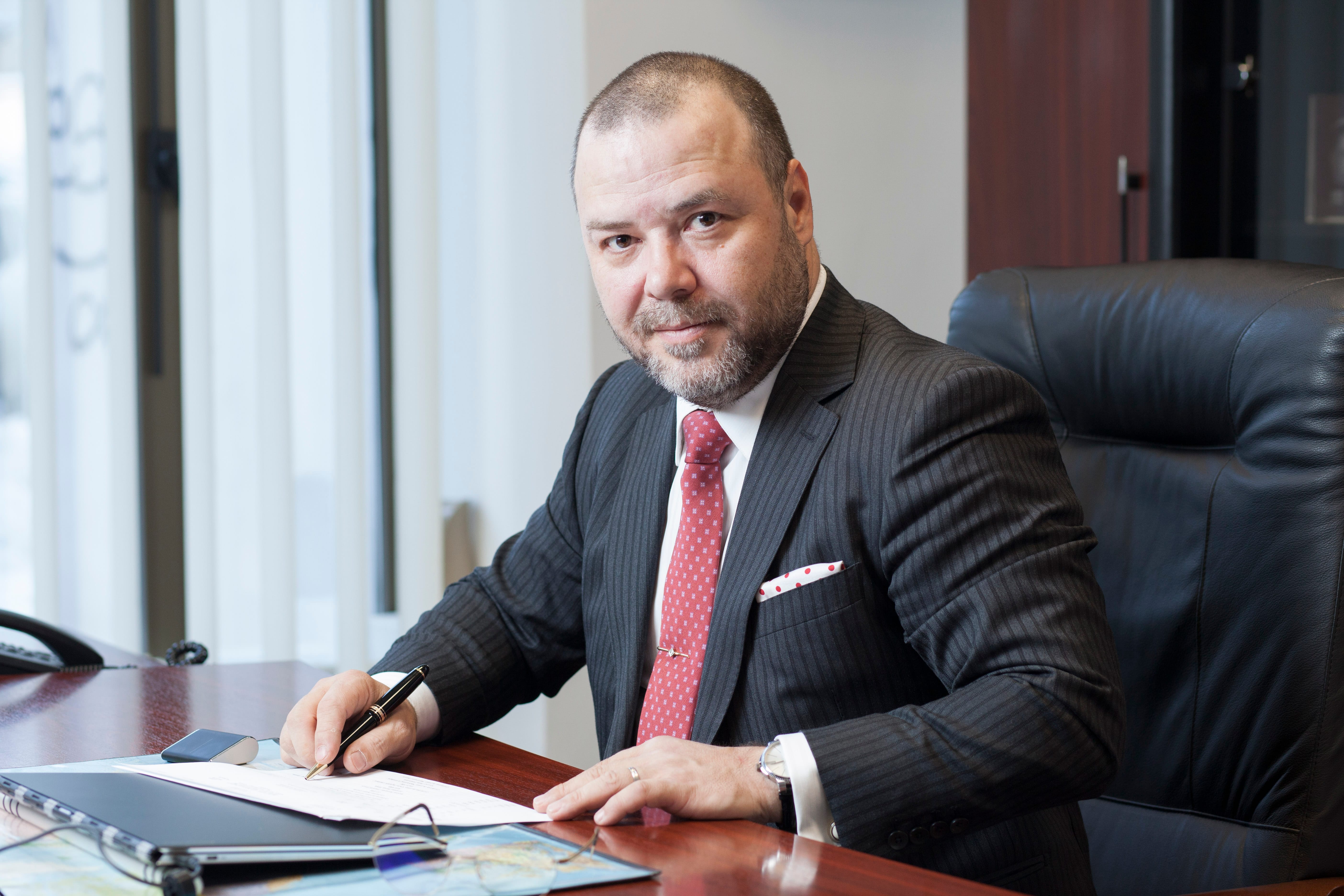 Riscul legislativ este principala provocare pentru industria bancară din România, avertizează Florin Dănescu