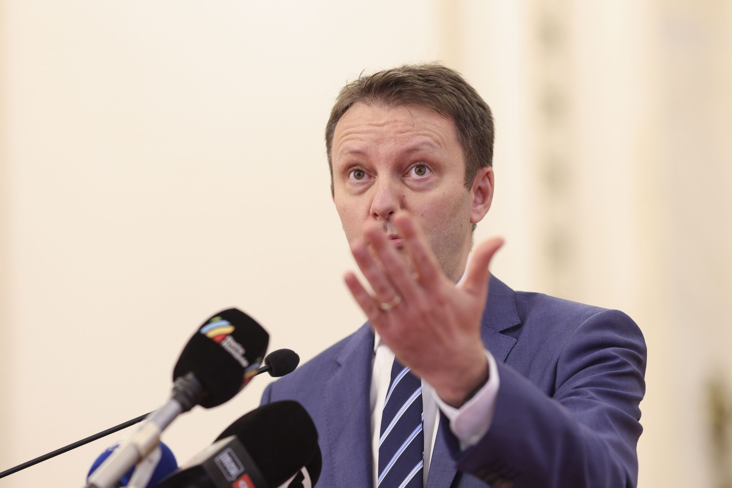 Siegfried Mureșan avertizează că PSD ar putea periclita stabilitatea economică a României