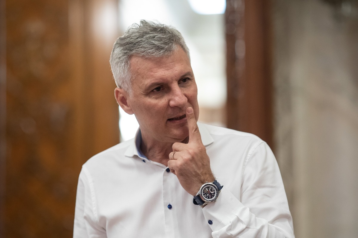 Daniel Zamfir a atacat ironic foștii miniștri USR de la Ministerul Economiei după descoperirea unor probleme