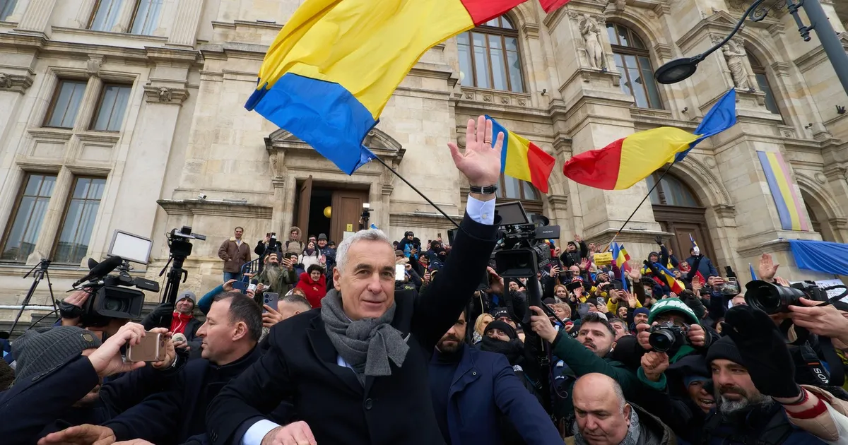 Călin Georgescu este audiat într-un nou dosar penal pentru utilizarea simbolurilor legionare