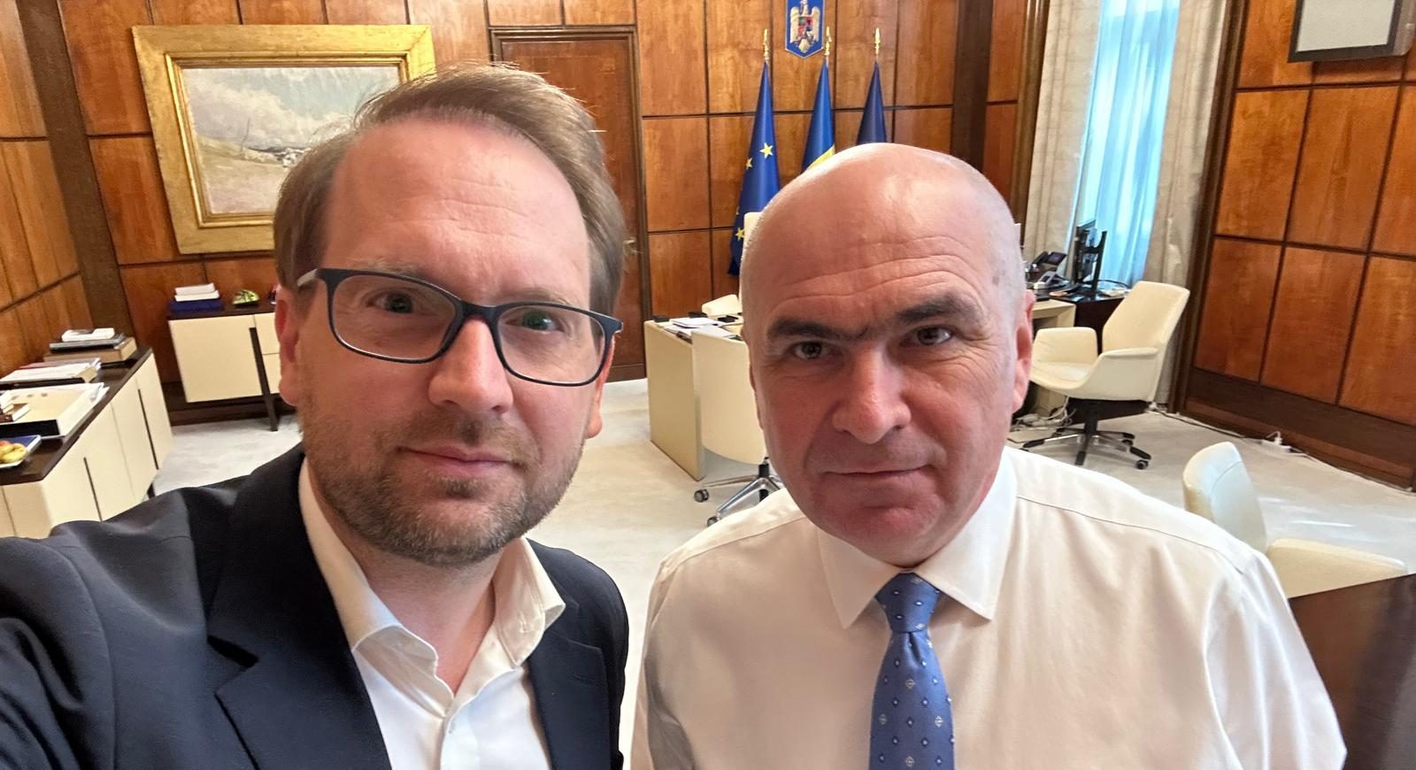 Liderii PNL, USR și UDMR se reunesc de urgență pentru a stabili strategia după desemnarea lui Siegfried Mureșan