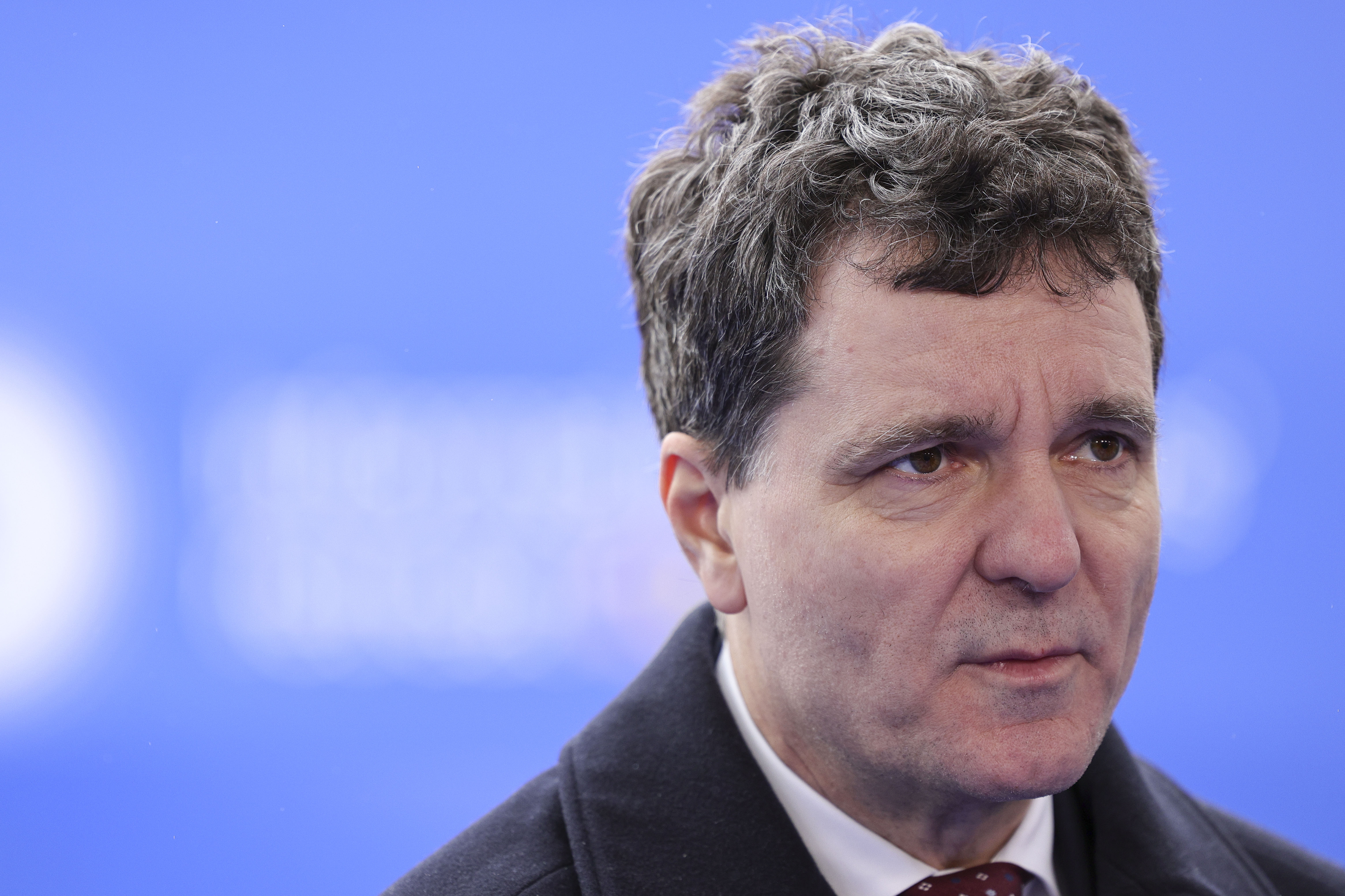 Nicușor Dan cere măsuri de siguranță în școli după atacurile violente din Pitești și Bistrița