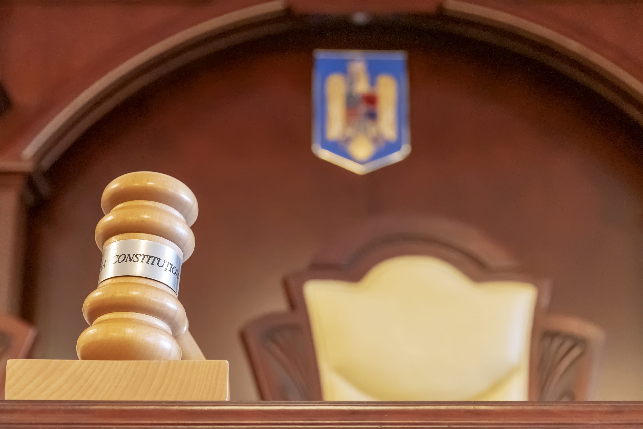 Decizia CCR privind Programul SAFE: Guvernul a depășit rolul constituțional prin adoptarea ordonanței