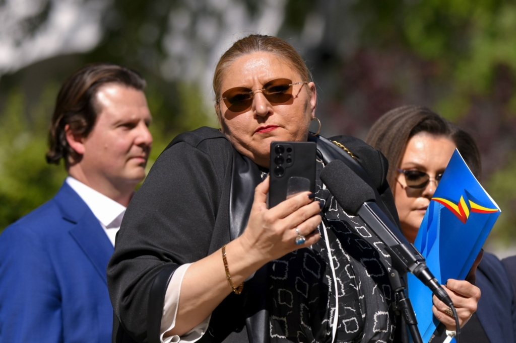 Începe procesul pentru Diana Șoșoacă în dosarul sechestrării unei journaliste italiene