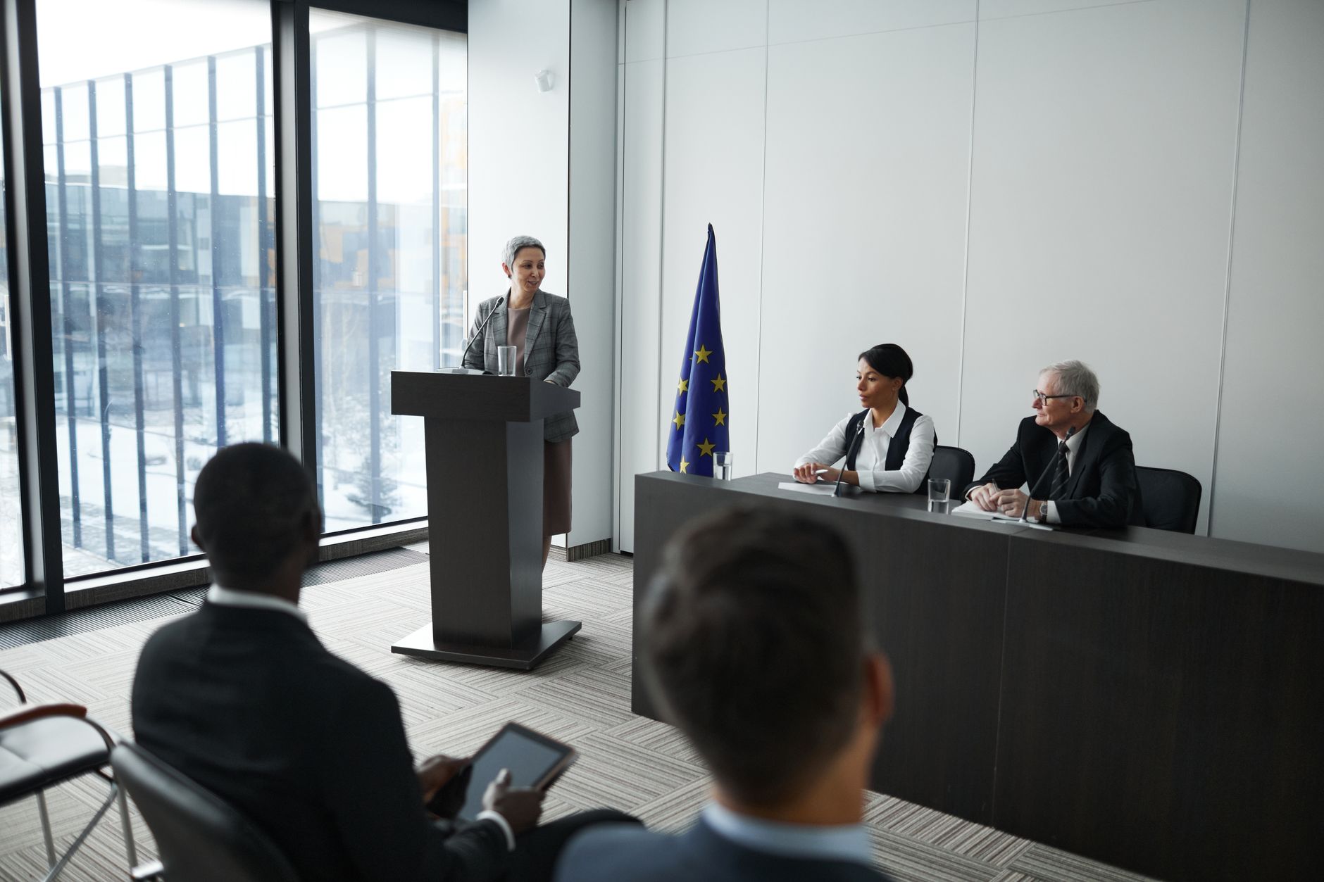 Noul Guvern propune schimbarea ritmului diplomatic: prioritățile lui Luca Niculescu