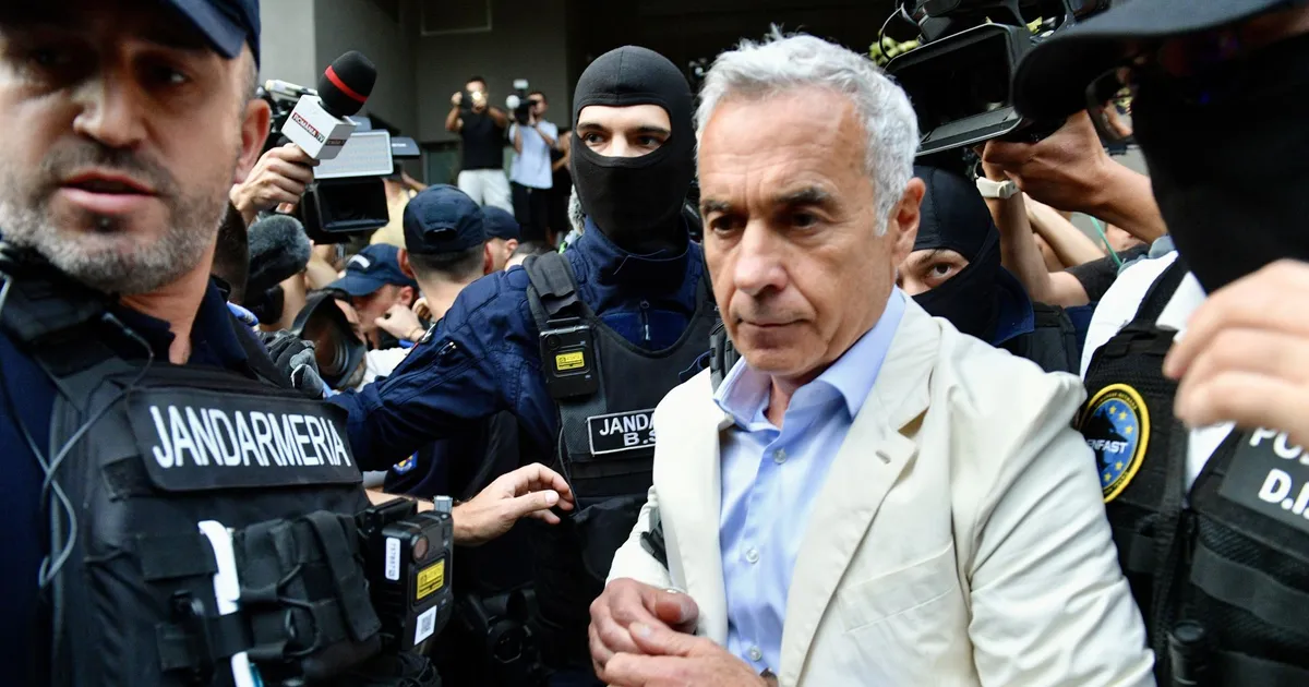 Curtea de Apel decide vineri dacă Călin Georgescu rămâne în arest în dosarul fraudei de 1,1 milioane de euro