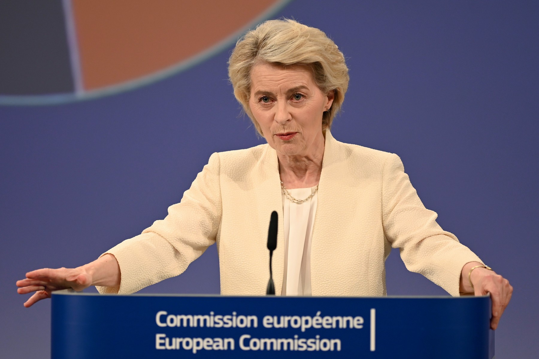 Ursula von der Leyen reacționează după atacul cu drone asupra unei nave în largul coastelor României