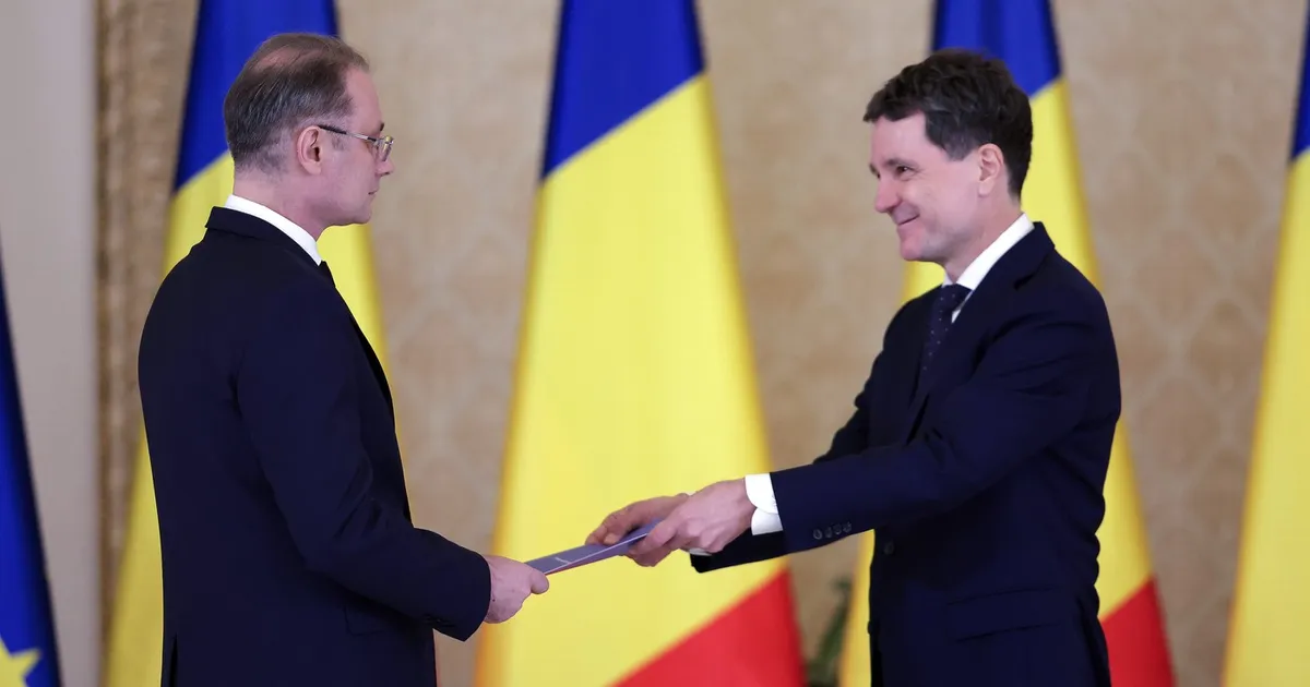 Nicușor Dan și Luca Niculescu solicită implicarea tinerilor din diaspora în dezvoltarea României