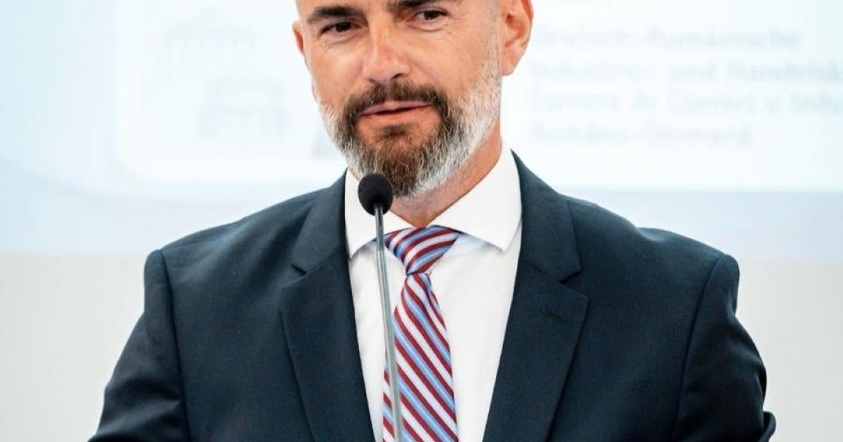 Dan Cărbunaru revine în Guvernul condus de Luca Niculescu ca nou purtător de cuvânt