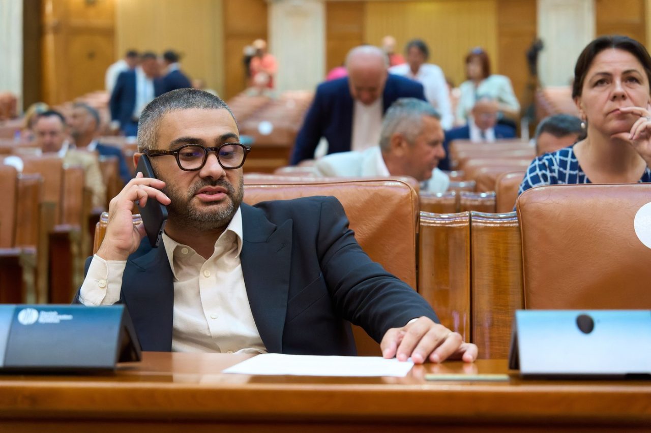 Florin Manole recunoaște o greșeală privind zborul privat către Mykonos: „A fost o greșeală”