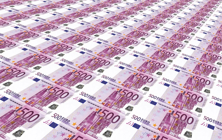 Florin Cîțu acuză Guvernul că folosește taxarea ascunsă a economiilor pentru acoperirea datoriei statului
