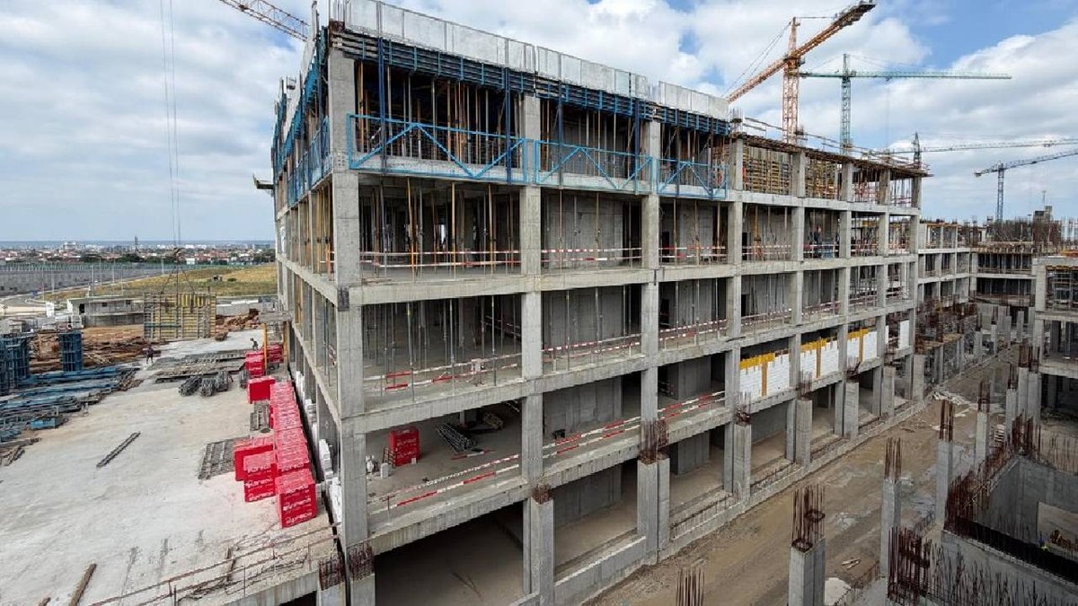 Spitalele regionale din Craiova, Iași și Cluj sunt amânate din nou până în 2029